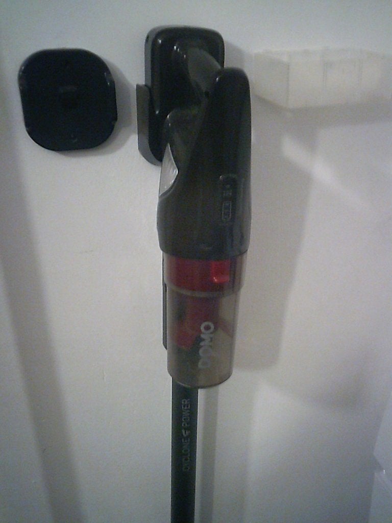 Aspirateur balai DOMO Mod; DQ1032SV.Double usage., Electroménager, Aspirateur balai, Autres marques, Enlèvement, Utilisé