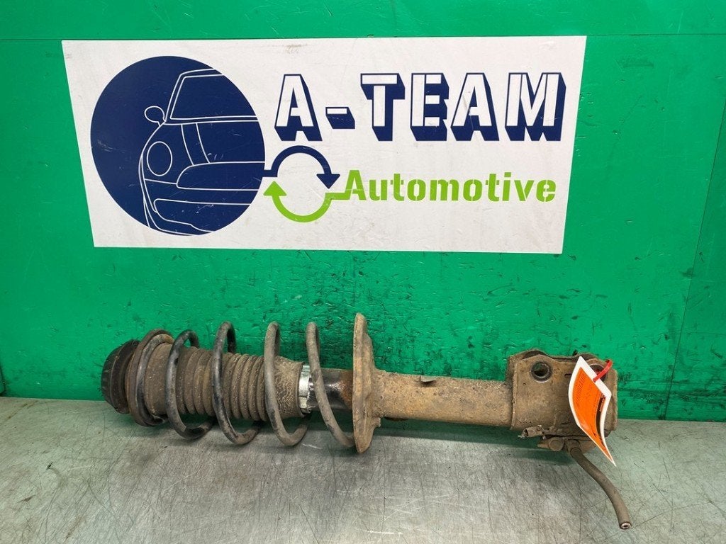AMORTISSEUR OU ABSORBEUR DE CHOC AVANT DROIT Yaris II (P9), Kundenbetreuung@toyota.de, Toyota, Utilisé, Toyota-Allee 2
50858  Köln, DE