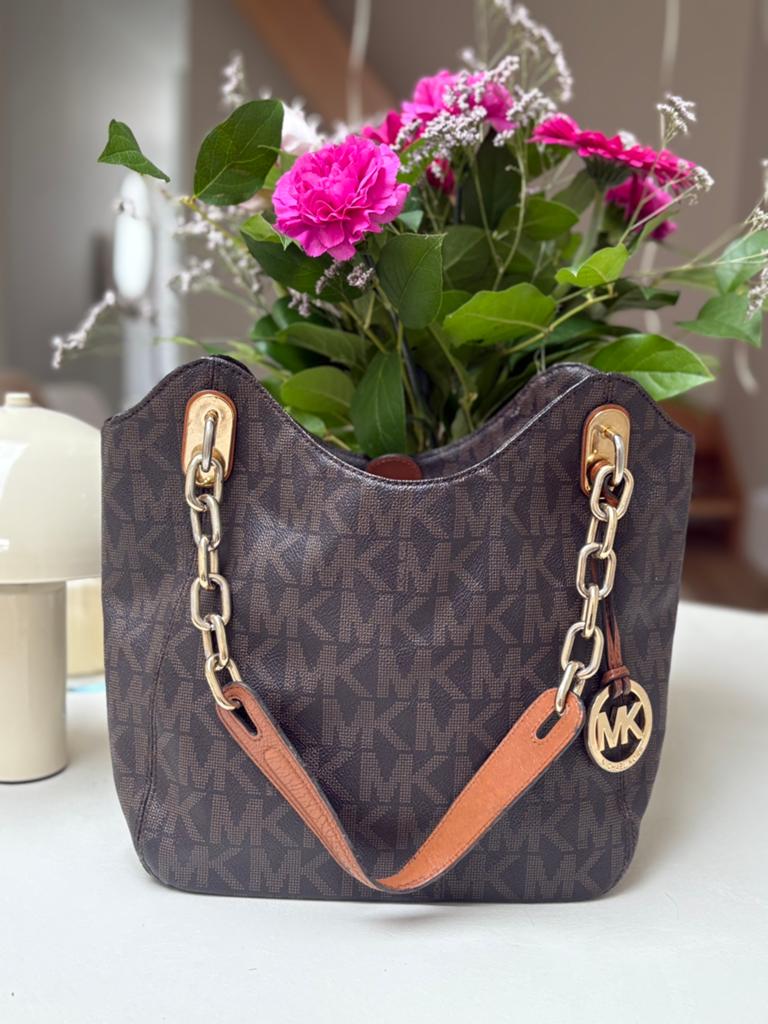 Michael kors handtas, Handtassen en Accessoires, Tassen | Damestassen, Ophalen, Gebruikt, Handtas