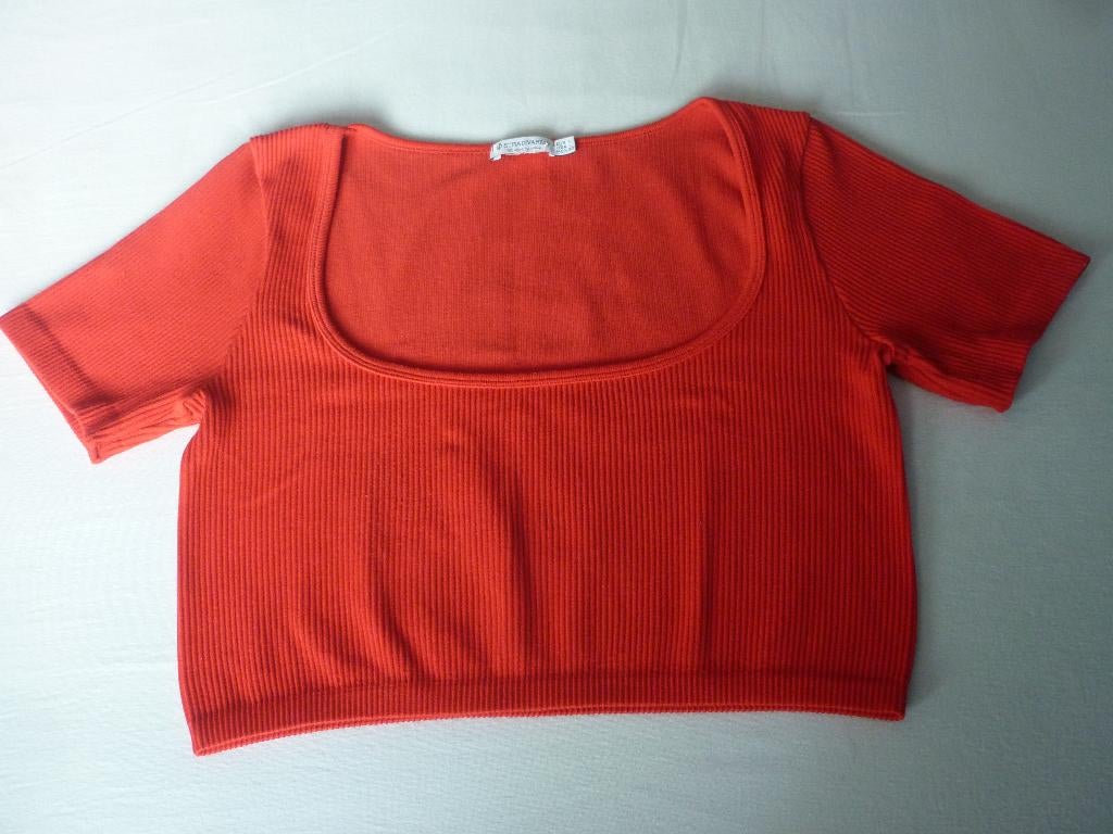 Cropped T-shirt Stradivarius, Manches courtes, Enlèvement ou Envoi, Comme neuf, Stradivarius