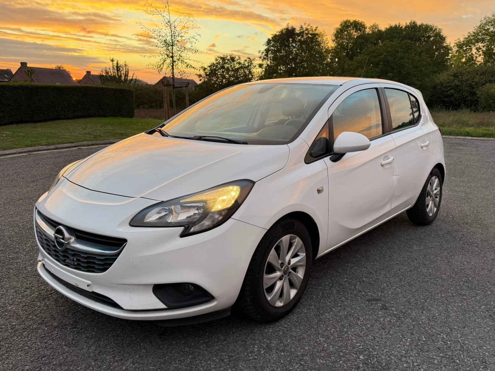 Opel Corsa 1.2 benzine 5-deurs 161000km 1proprio klaar om te, Voorwielaandrijving, Dealer onderhouden, Stof, Wit