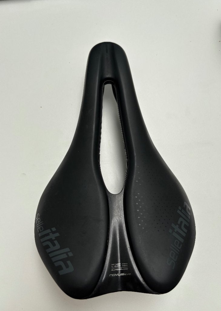SELLE SELLE ITALIA NOVUS BOOST EVO TM SUPERFLOW L3, Enlèvement ou Envoi, Selle Italia, Racefiets, Selle