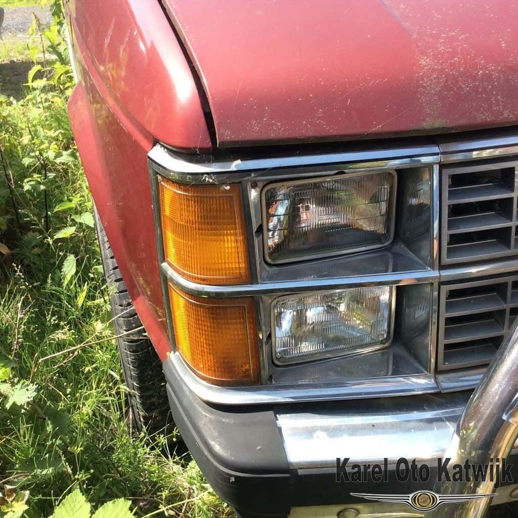 Hoekgrill rechts voor Chrysler Voyager / Grand Voyager 1984-, -, Utilisé, -, -