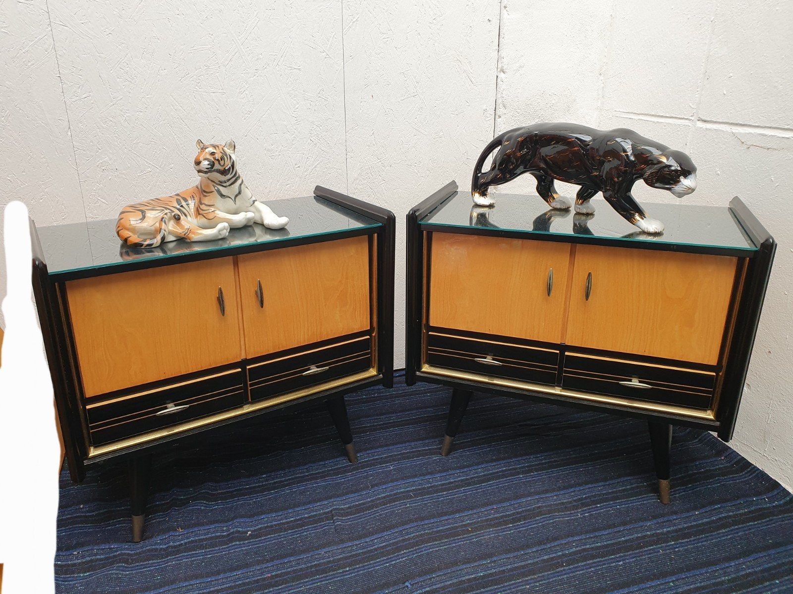 mooie set van twee vintage nachtkastje 's, Ophalen