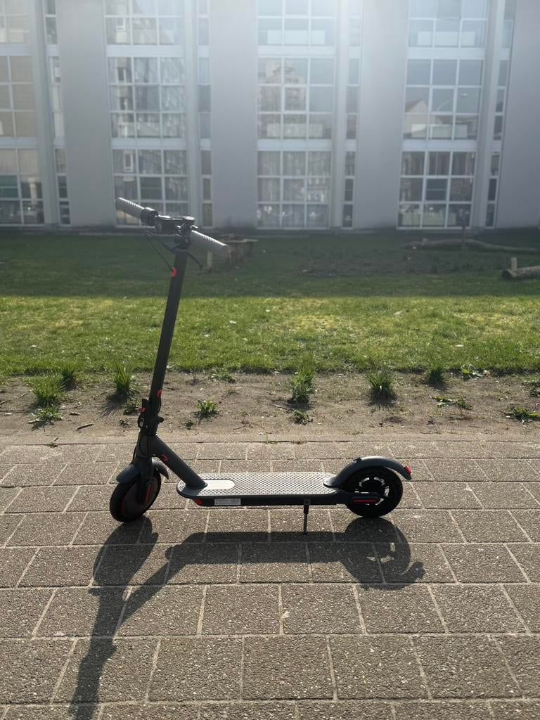 Nieuwe Elektrische Step met doos en lader VASTE PRIJS, Ophalen, Nieuw, Elektrische step (E-scooter)