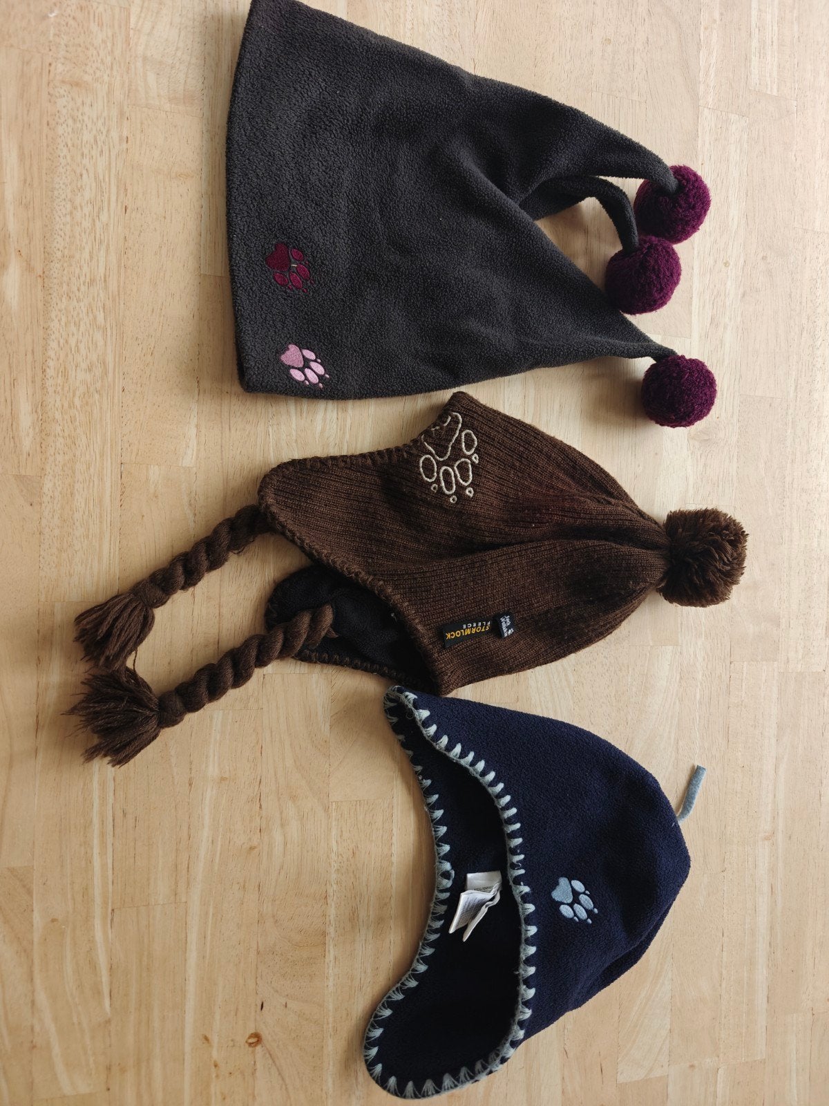 3 chapeaux pour enfants wolfskin, Enfants & Bébés, Enlèvement ou Envoi, Comme neuf, Garçon ou Fille, Bonnet