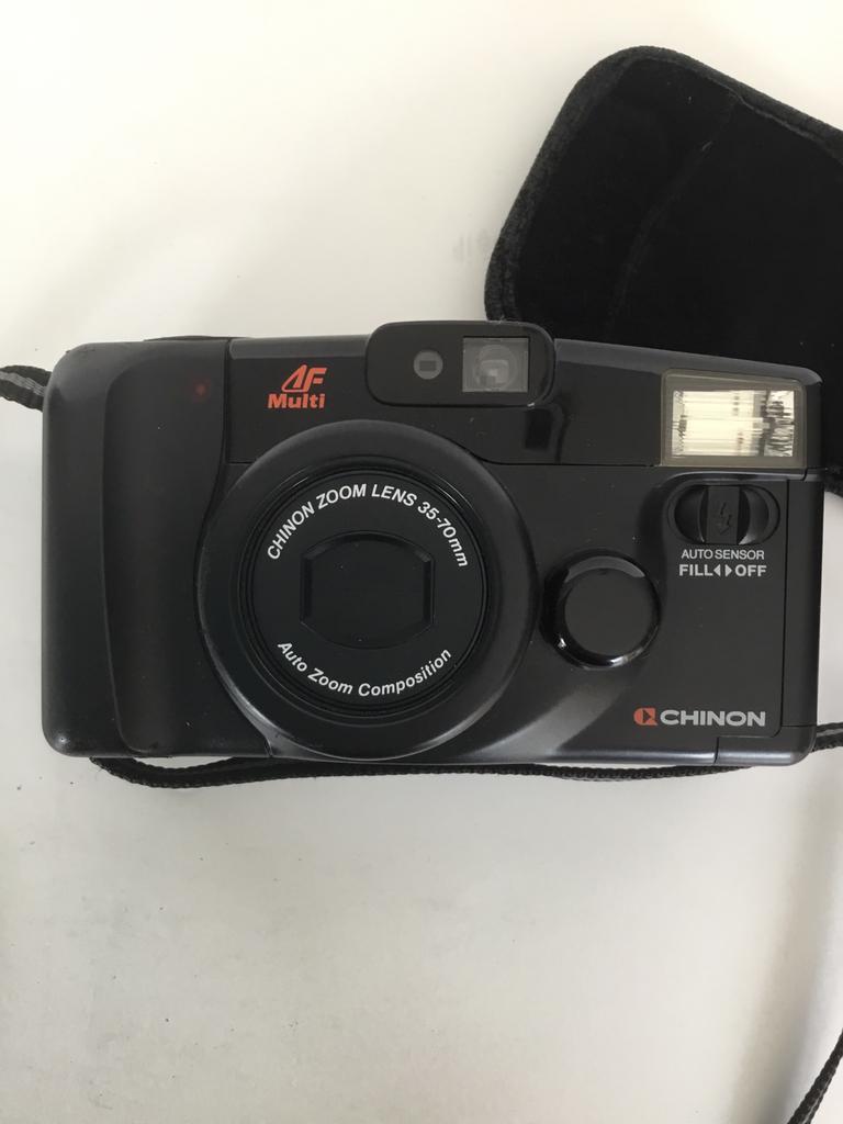 Appareil photo Vintage Chinon Auto 4001 avec étui souple, Enlèvement ou Envoi, Utilisé, Compact, Autres Marques