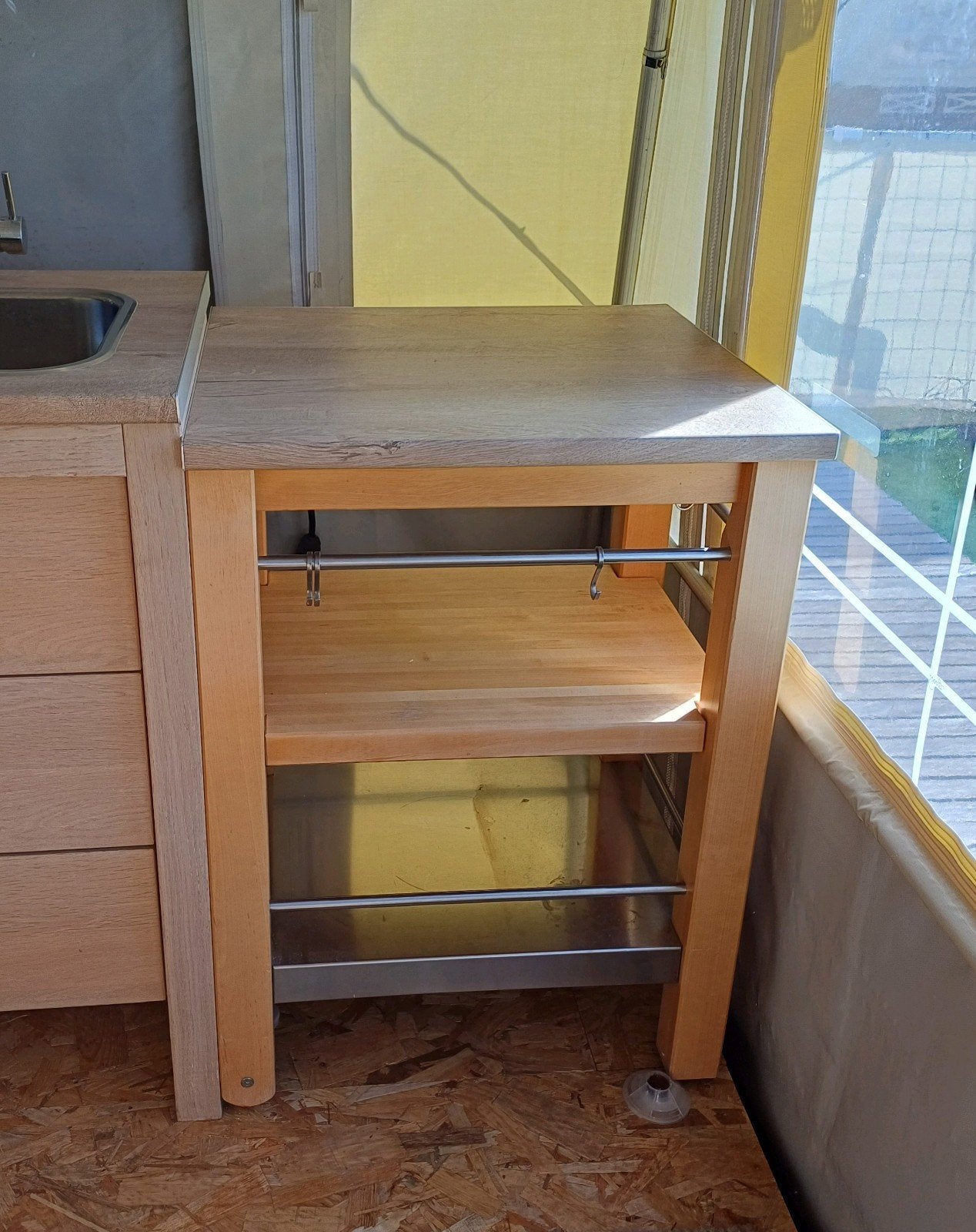 table d'appoint pour cuisine, Enlèvement