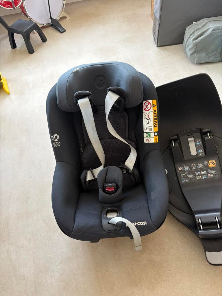 Maxi cosi Pearl 360 + familyfix, Ophalen, Zo goed als nieuw