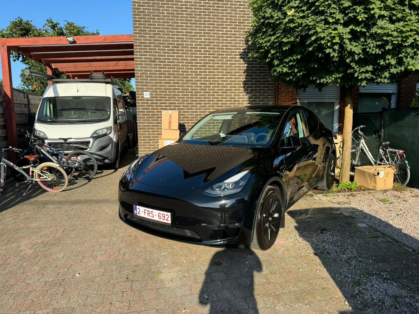 Model Y Long Range Dual Motor, Autos, Tesla, Cuir, Achat, Noir, Particulier