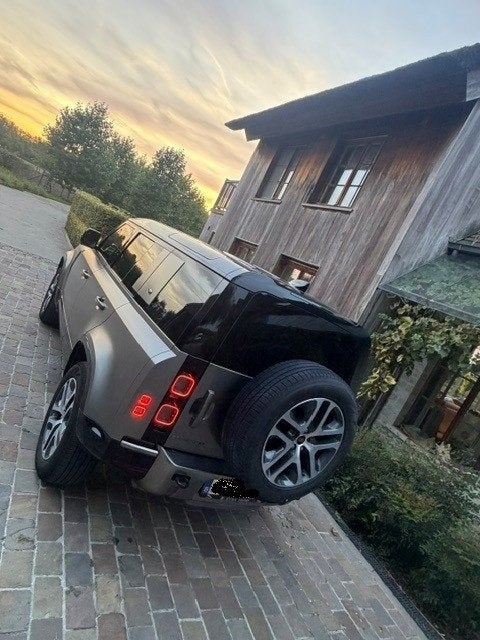 land rover defender X, Auto's, Automaat, Dealer onderhouden, Zwart, Defender
