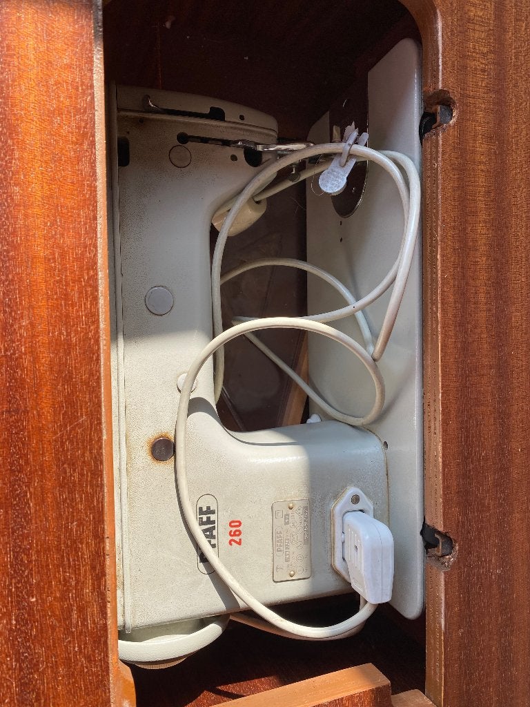 Naaimachine met kast Pfaff 260, Enlèvement ou Envoi