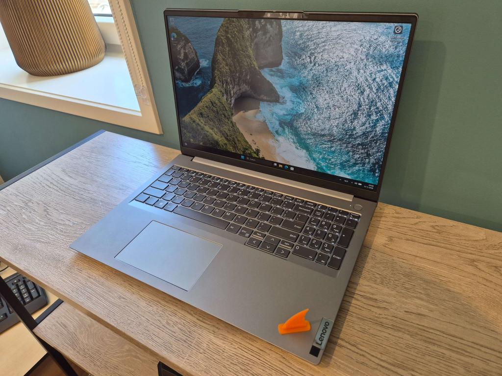 Lenovo ThinkBook 16 G6 ABP | RYZEN 7 7730U, 16GB, 512GB, 16", Niet ingevuld, Gebruikt, Met videokaart, Qwerty