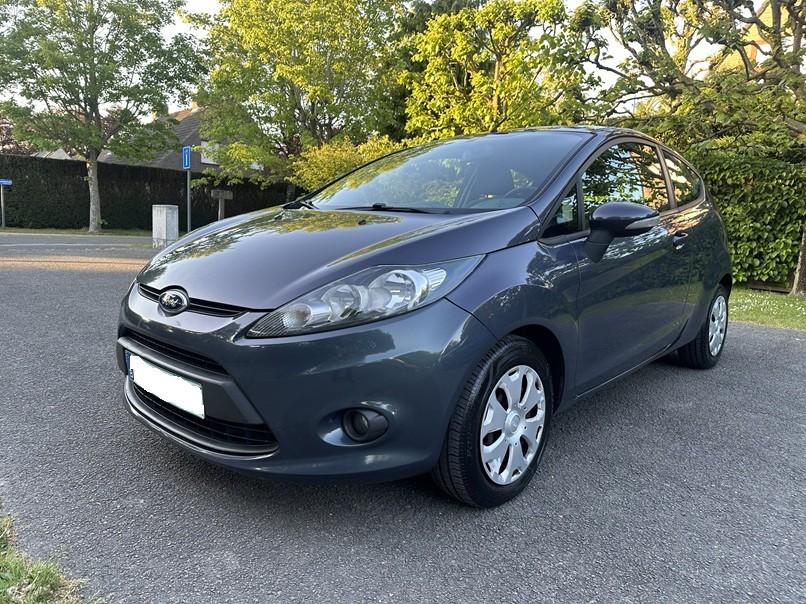Ford fiesta 1.6 Diesel TDCI blanco gekeurd _ EURO5, Euro 5, 1600 cc, Bedrijf, Grijs