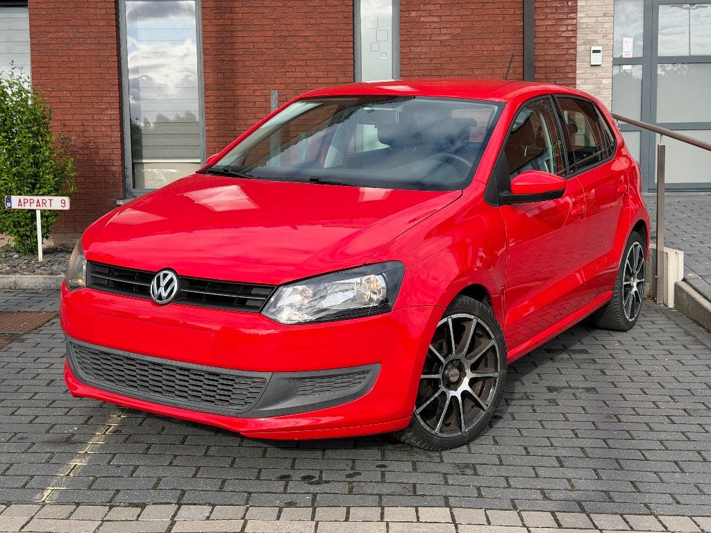 ( 93.068Km ) Vw Polo 1.2i ( 70Ch ) Euro 5 ( 08/2011 ) CT Ok, Autos, Volkswagen, Rouge, Euro 5, Achat, Boîte manuelle