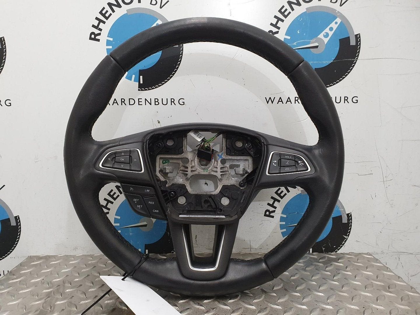 FORD FOCUS 1.0 Titanium Edition  STUURWIEL 2015, Auto-onderdelen, Besturing, Gebruikt, ARN erkend, Stiba lid, Erkend duurzaam