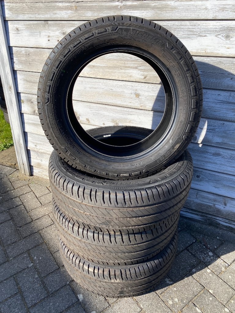 215/60 R17 C 109/107T 104H MICHELIN Agilis, Ophalen, Nieuw, 17 inch, Band(en)