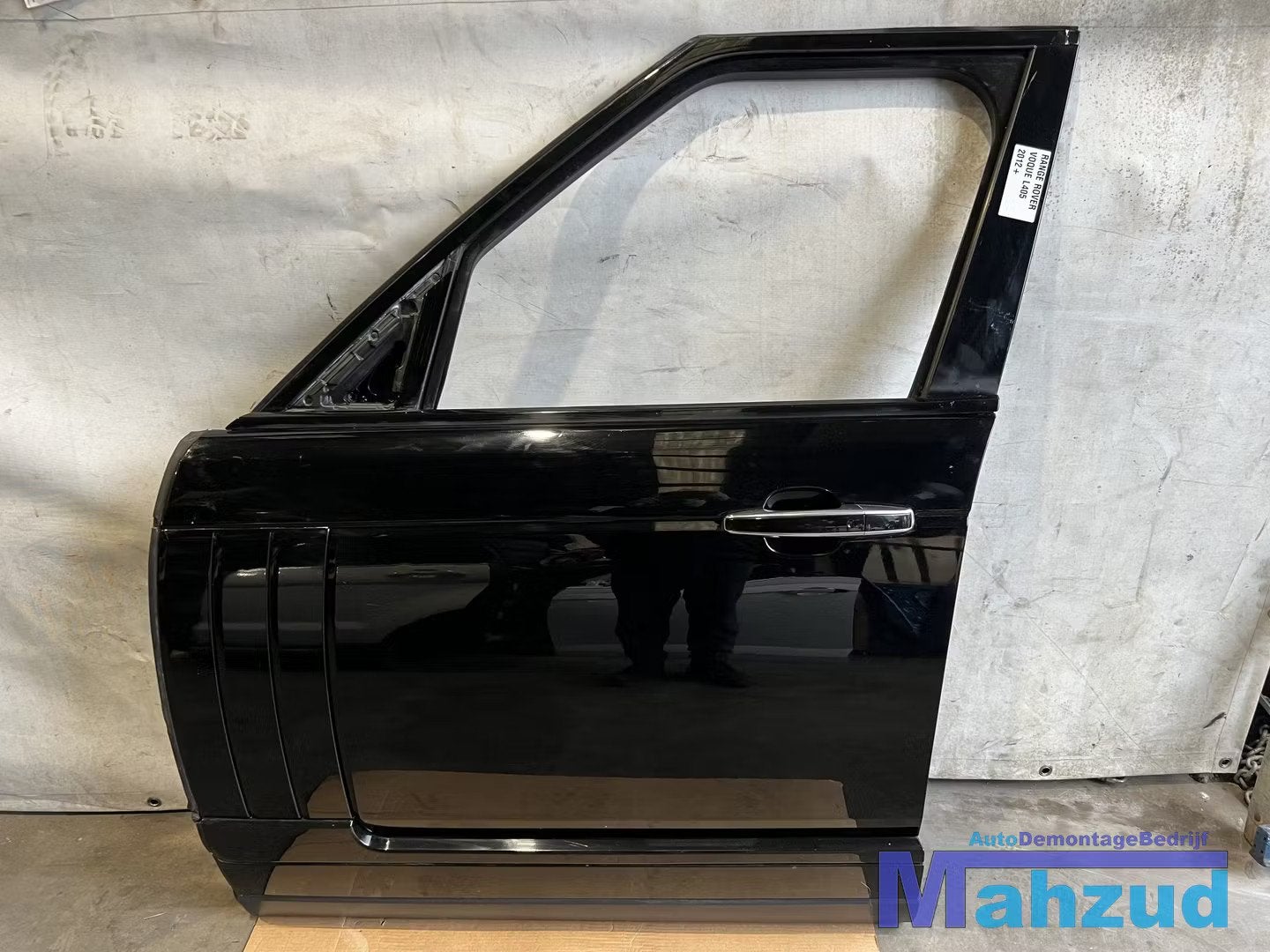 LAND ROVER VOQUE 4 L405 Zwart links voor deur portier 2012-2, Land Rover, Gauche, Dpoffice@jaguarlandrover.com, Porte
