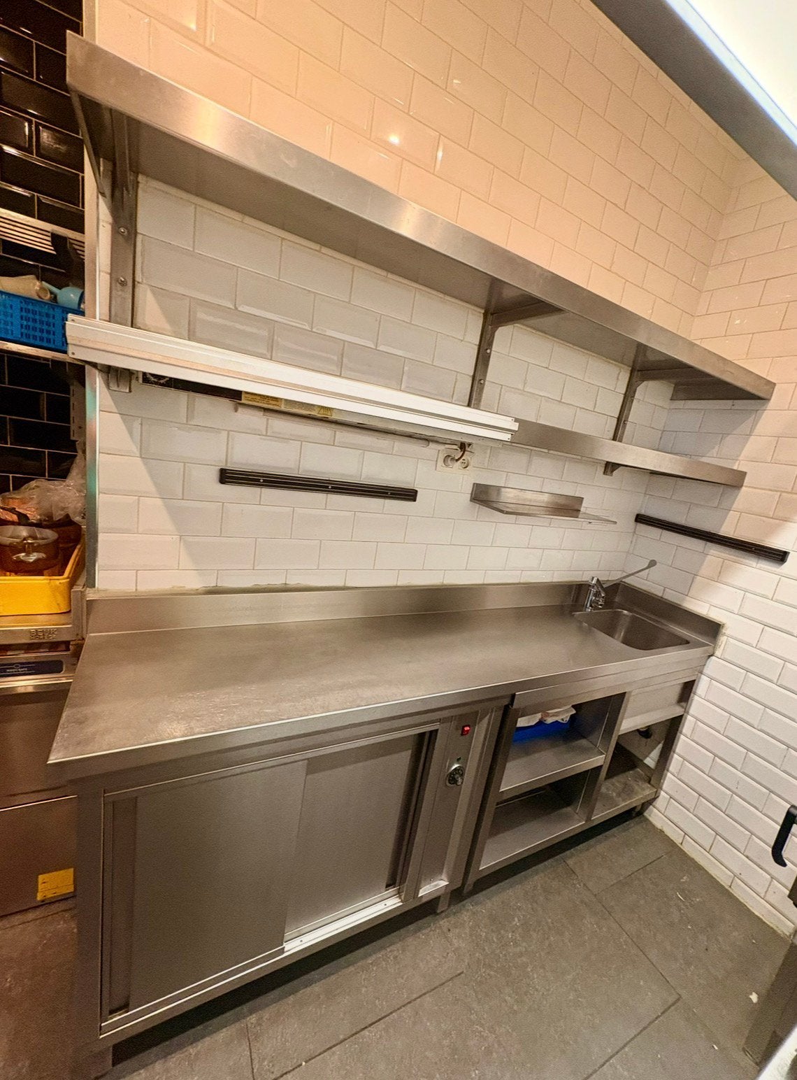 Inboedel gastronomische restaurant - Horeca, Ophalen