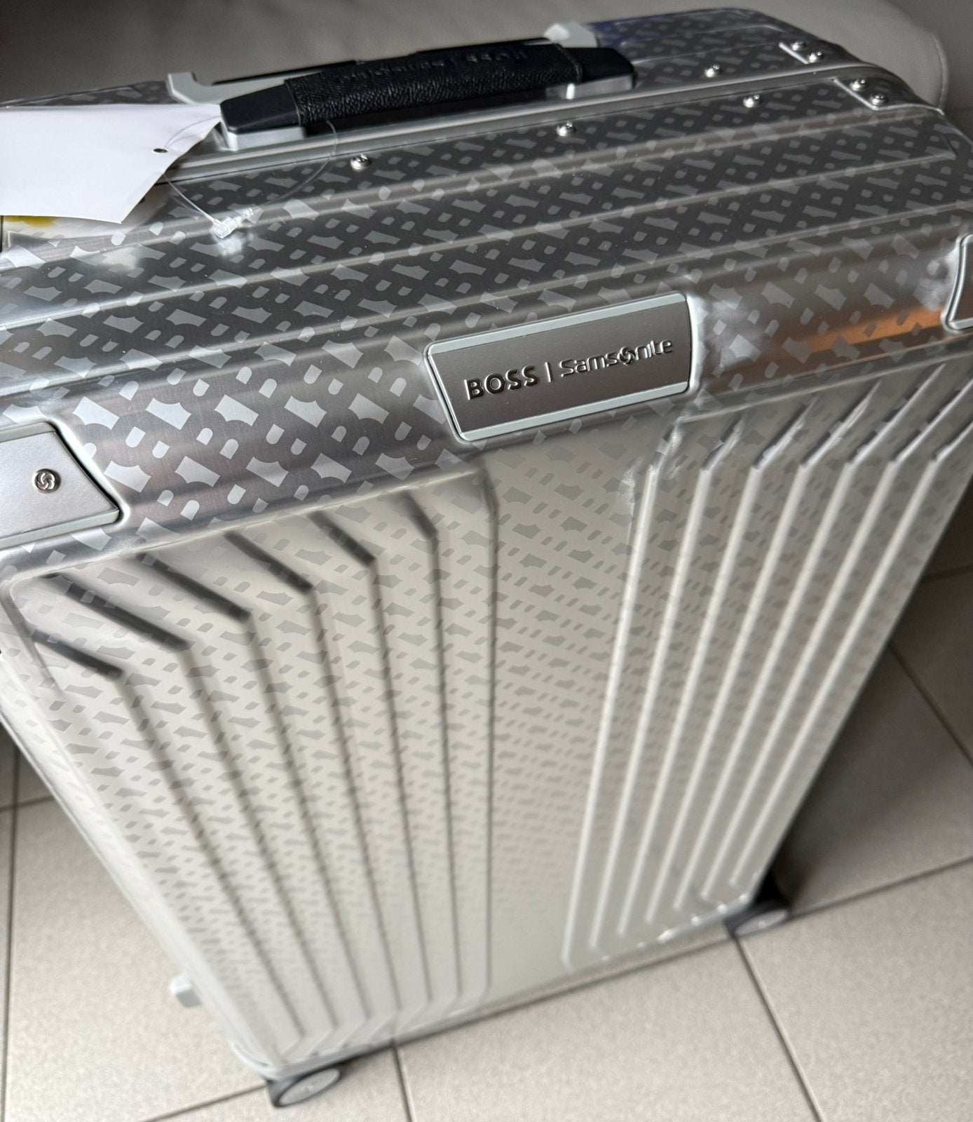 Samsonite x BOSS aluminium valies bagage 69cm, Handtassen en Accessoires, Ophalen, Nieuw, Metaal, 60 tot 70 cm