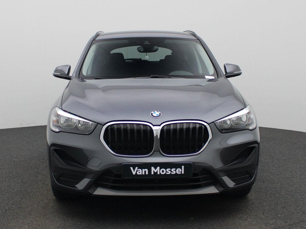 BMW X1 sDrive16dA (automatique), X1, Argent ou Gris, Achat, Entreprise
