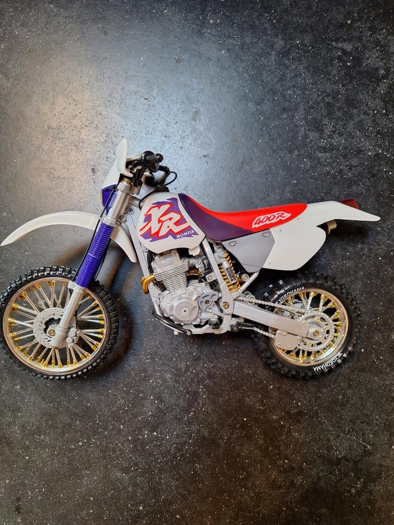 Miniature Honda XR 400R 33cmX40 cm collectie stuk, Motoren, Ophalen