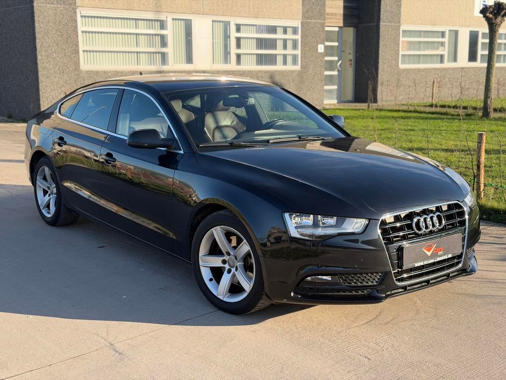 Audi a5 benzine 1ste eig. Navi airco PERF STAAT+ garantie, Auto's, Bluetooth, Euro 6, Bedrijf, A5
