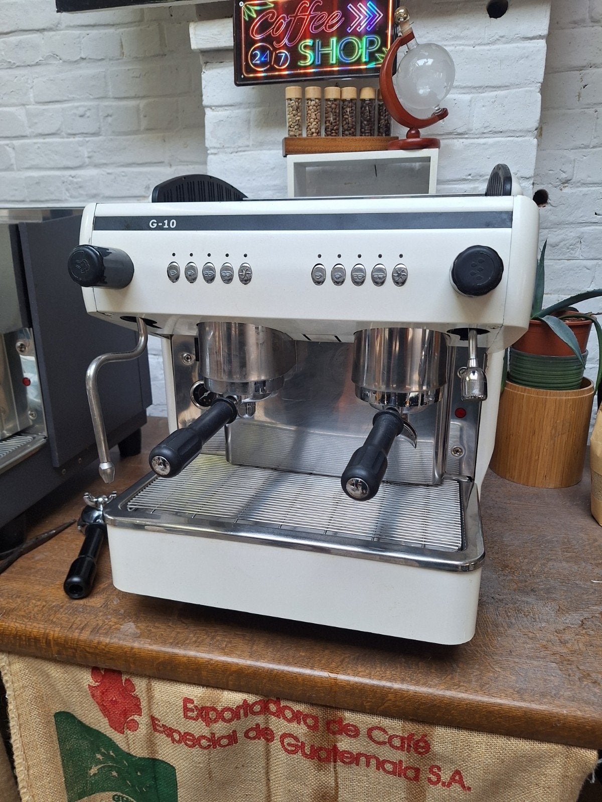 Machine pro EXPOBAR G10 COMPACT, Articles professionnels, Horeca | Équipement de cuisine