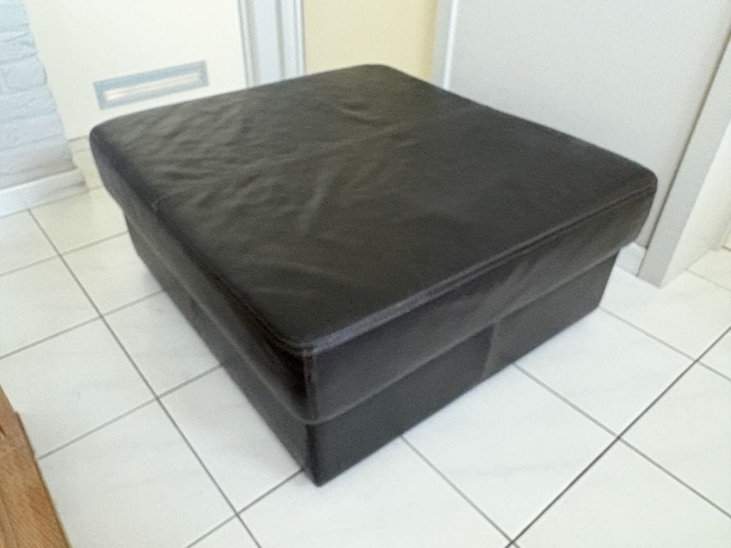 Echt lederen poef 90 x 85. Hoogte 40 cm. Zeer goede staat, Ophalen, Vierkant, Leer, 75 tot 100 cm