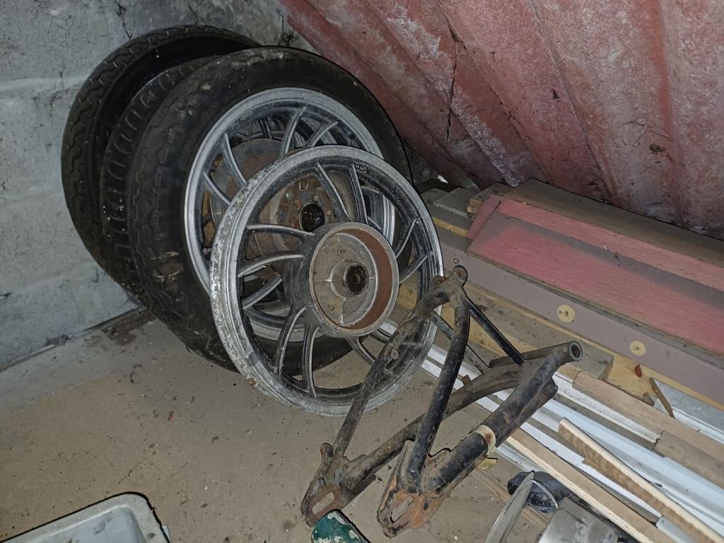 Pièces pour yamaha rd lc 350 4lo, Enlèvement