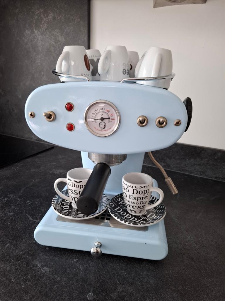Francis Francis X1 espressomachine, Elektronische apparatuur, Ophalen, Koffiepads en cups, Espresso apparaat, Zo goed als nieuw
