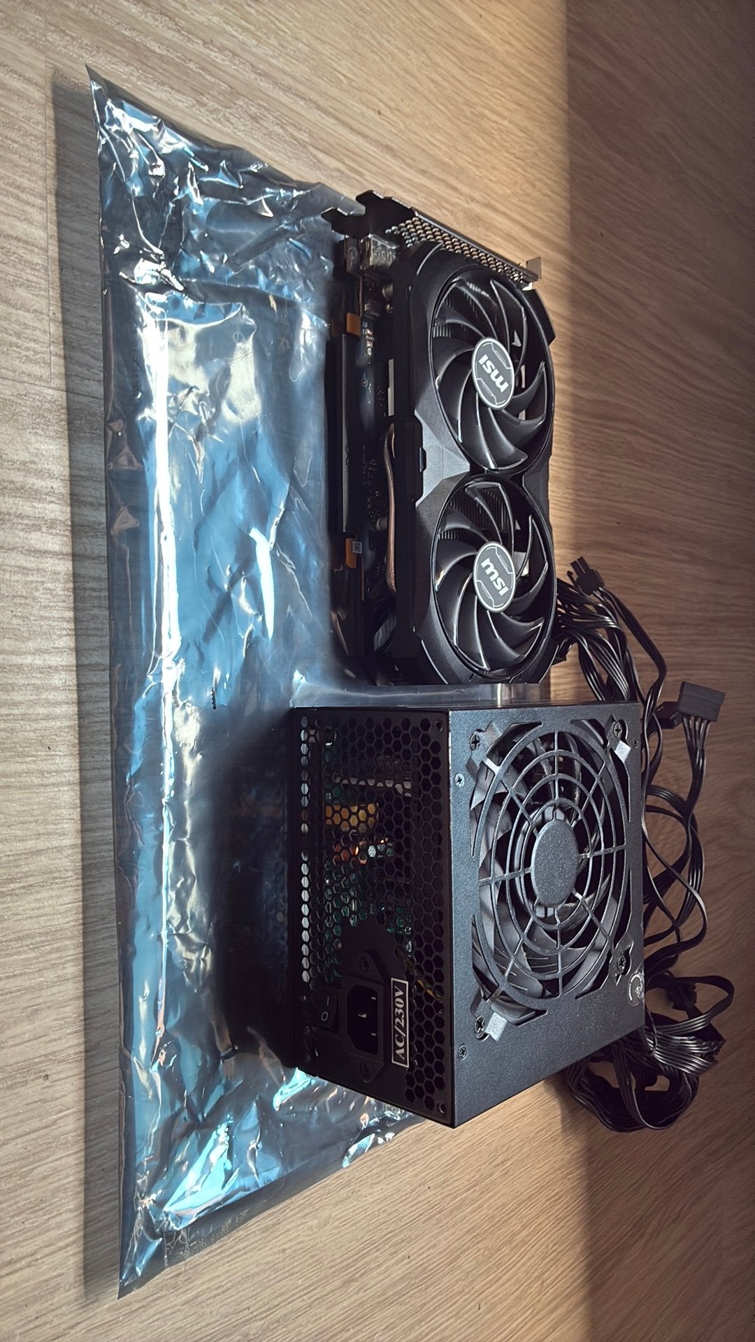 Geforce rtx 4060 msi vertus 2x 8gb en 750 w anima psu, Computers en Software, Desktop Pc's, Ophalen, Gebruikt, 8 GB, Gaming