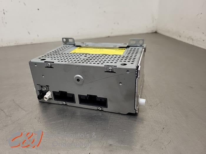 Radio d'un Ford Transit Custom, -, 3 mois de garantie, -, -