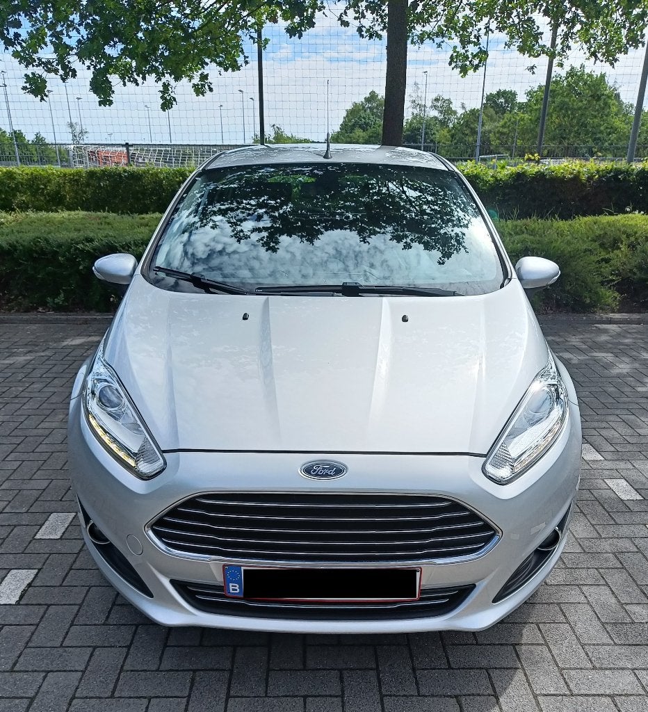 Ford Fiesta 1.5 TDCI Titanium - Euro 6b, Autos, Ford, Argent ou Gris, Achat, Euro 6, Boîte manuelle