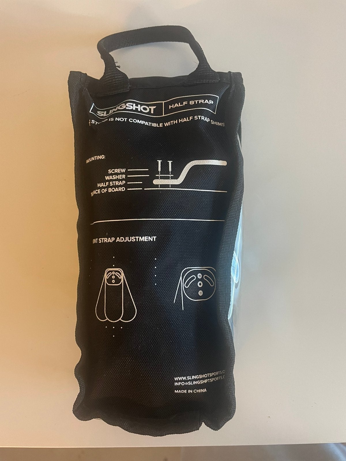Slingshot half strap single V3, Watersport en Boten, Kitesurfen, Ophalen of Verzenden, Nieuw, Overige typen