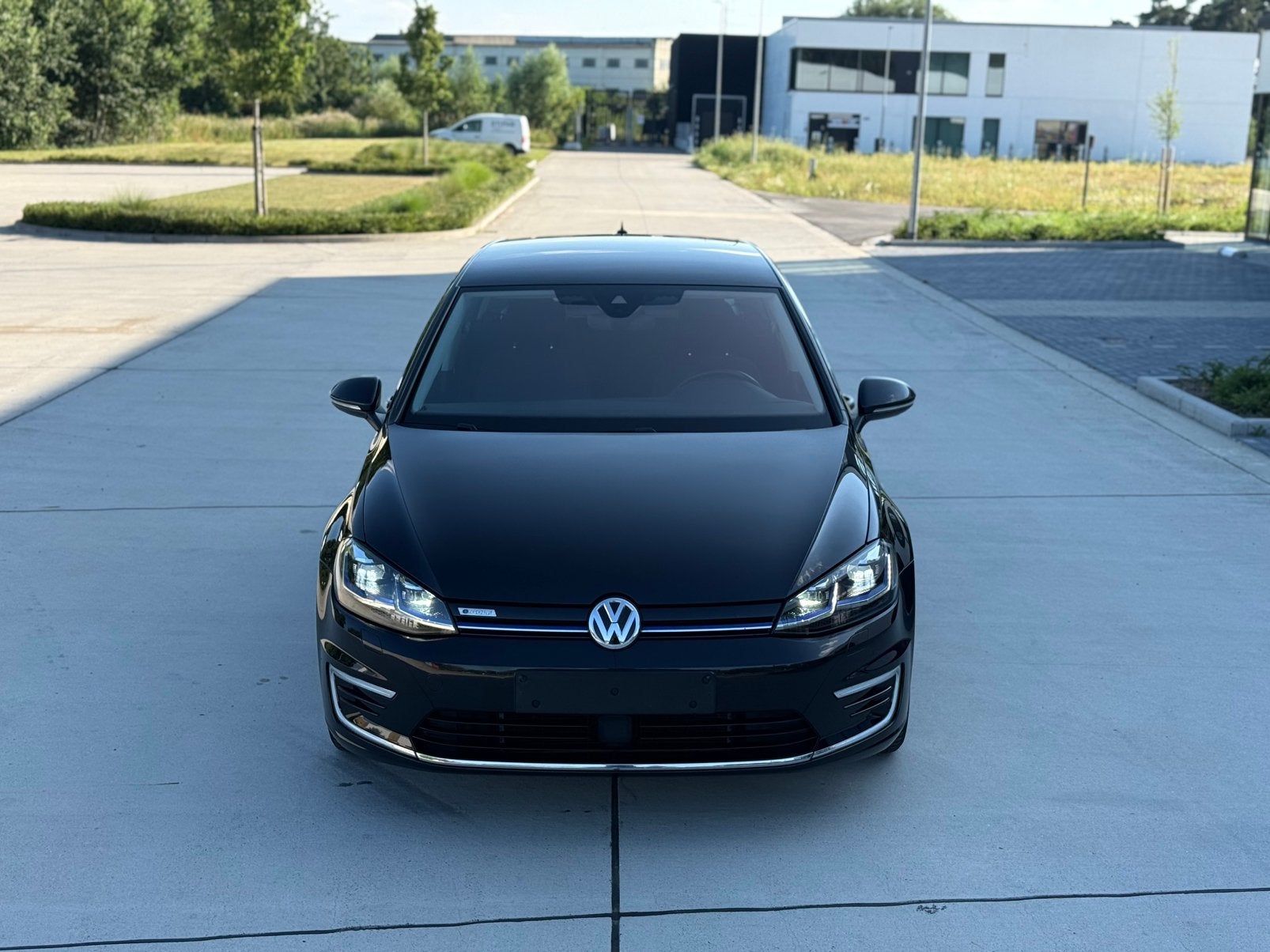 Volkswagen e-Golf - 35.8kWh - 2020, Auto's, Volkswagen, Testrit aan huis, Zwart, 5 zetels, 5 deurs