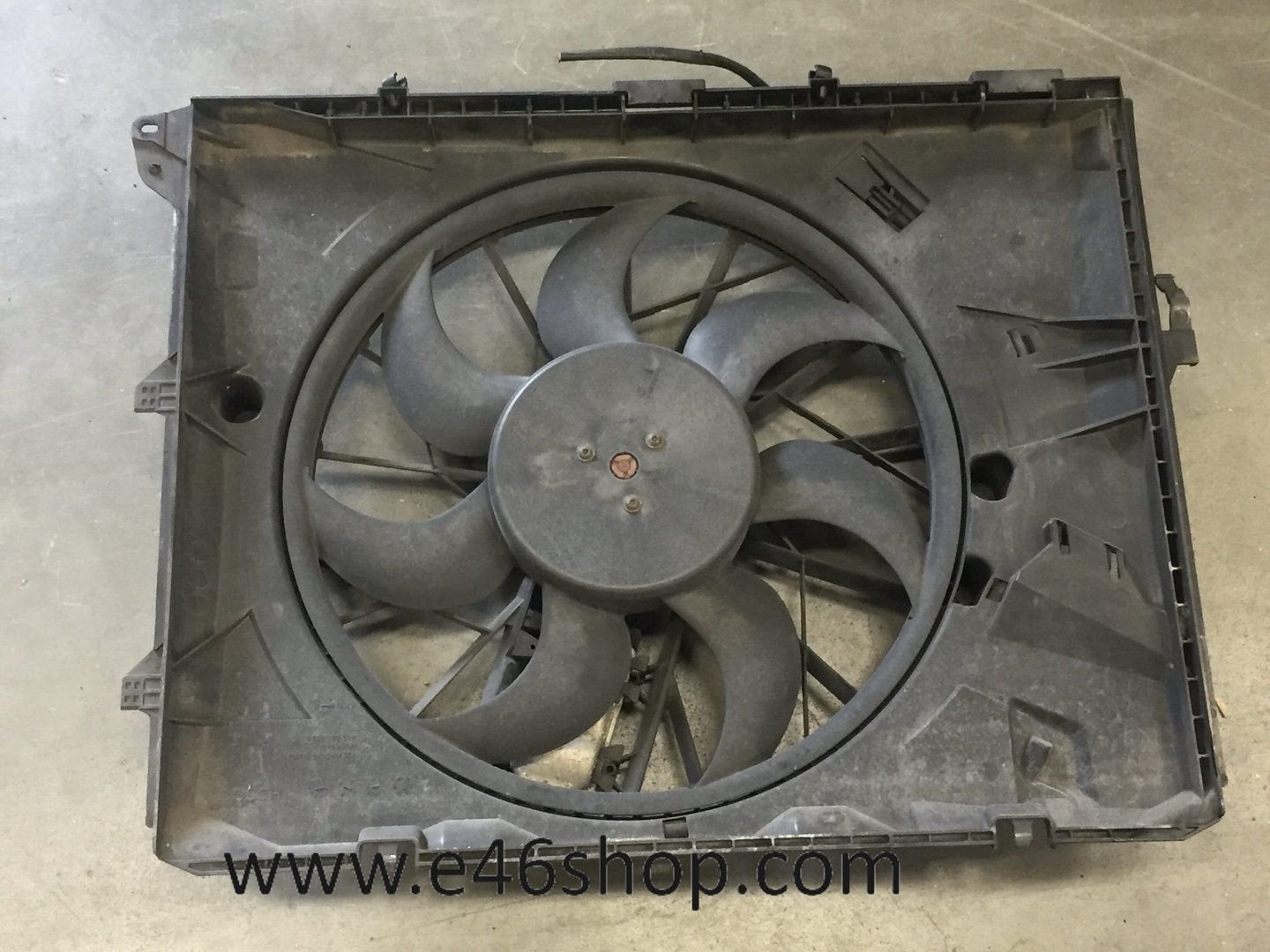 Koelvin BMW E90 E91 316I 318I oe 6925693, Auto-onderdelen, Gebruikt, -, -, Ophalen of Verzenden