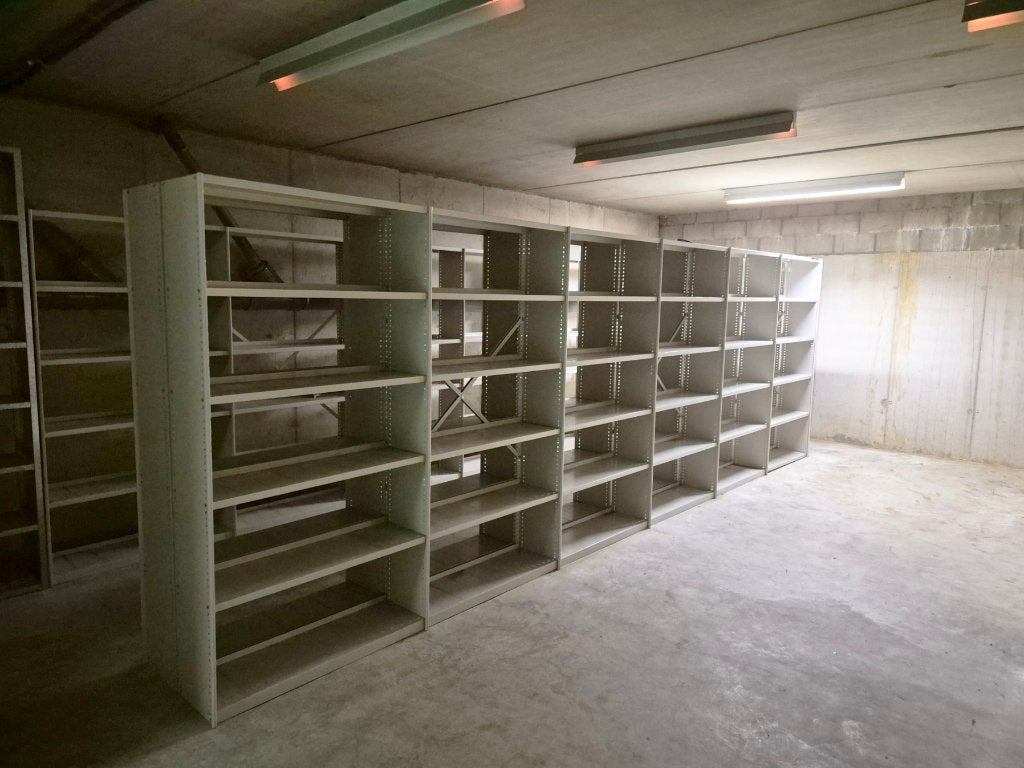 wit gelakt stalen opslagrekken, Ophalen
