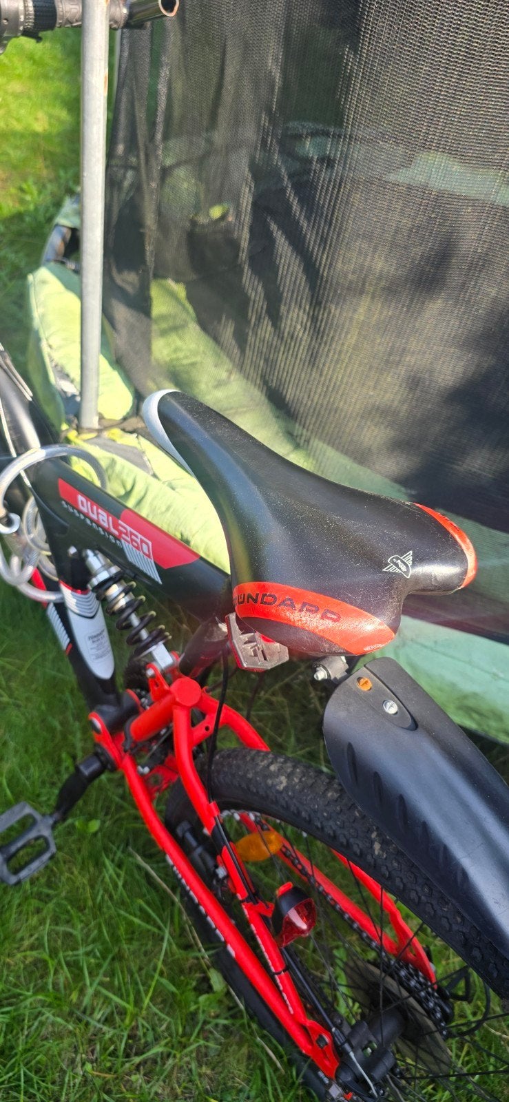 fiets [ mountain bike ], Ophalen, Zo goed als nieuw