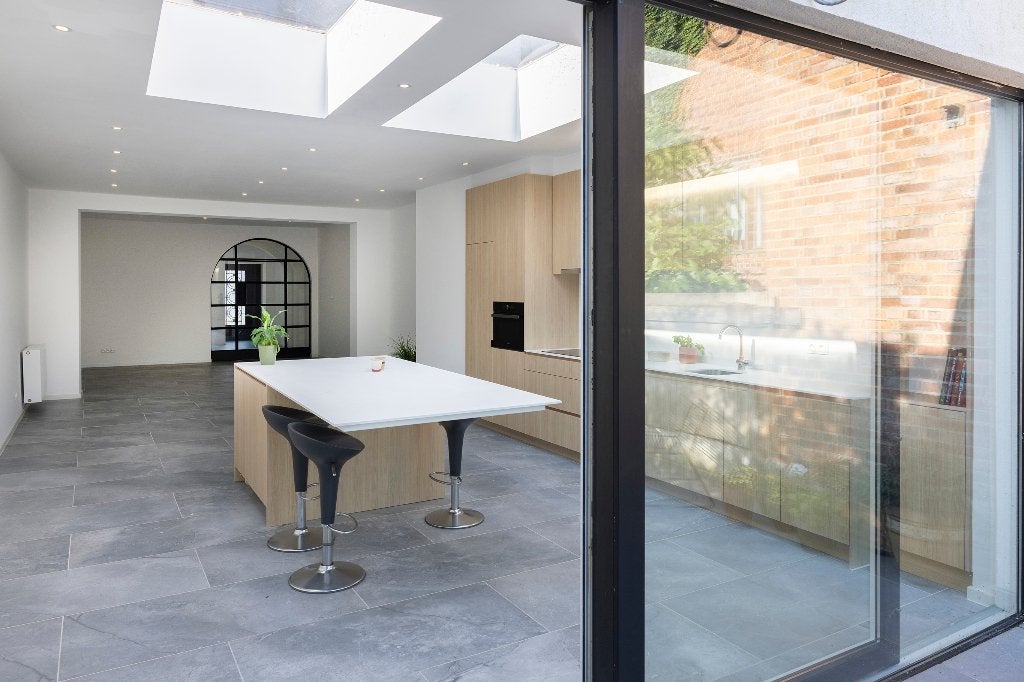 Volledig vernieuwde interbellumwoning, Kortrijk, Immo, Maisons à vendre, Province de Flandre-Occidentale, 901 UC, 5 pièces, Ventes sans courtier