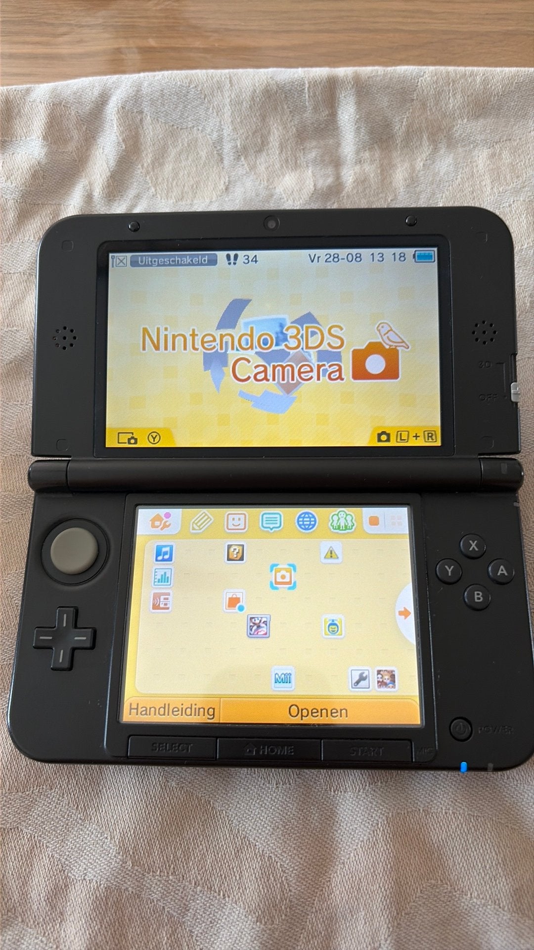 2 : Nintendo 3DS XL, Consoles de jeu & Jeux vidéo, Consoles de jeu | Nintendo 2DS & 3DS, Enlèvement ou Envoi, Utilisé, Bleu, 3DS XL