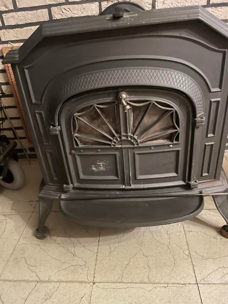 Kachel Resolute, Huis en Inrichting, Kachels, Ophalen, Gebruikt, Overige brandstoffen, Vrijstaand