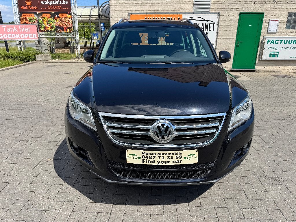 VOLKSWAGEN TIGVAN 4X4, Autos, Volkswagen, Achat, Entreprise, Entretenue par le concessionnaire, Noir