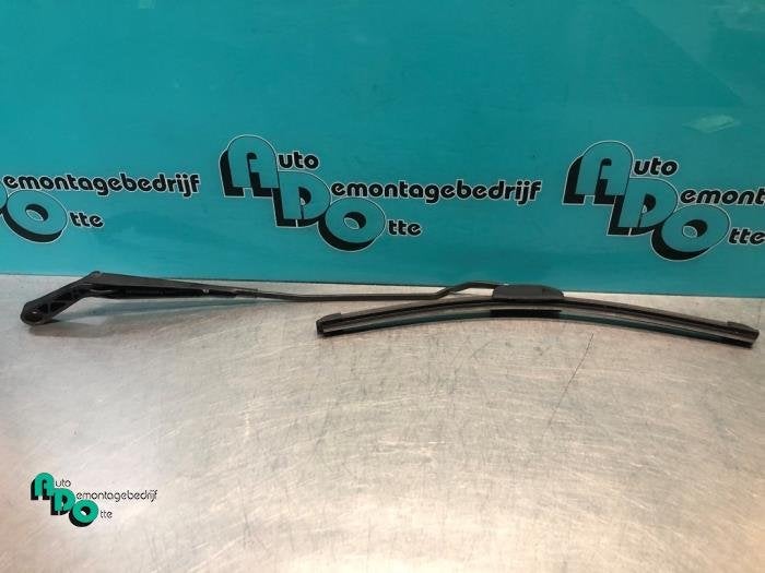 Bras essuie-glace avant d'un Volkswagen Golf (Golf 91-), Volkswagen, -, 3 mois de garantie, Utilisé