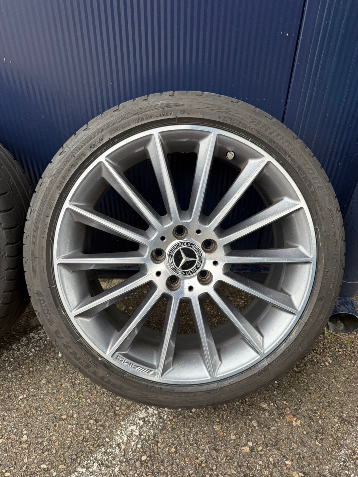 Jantes 19 pouces d'origine Mercedes-Benz A et CLA., Pneus et Jantes, Véhicule de tourisme, Pneus été, 225 mm