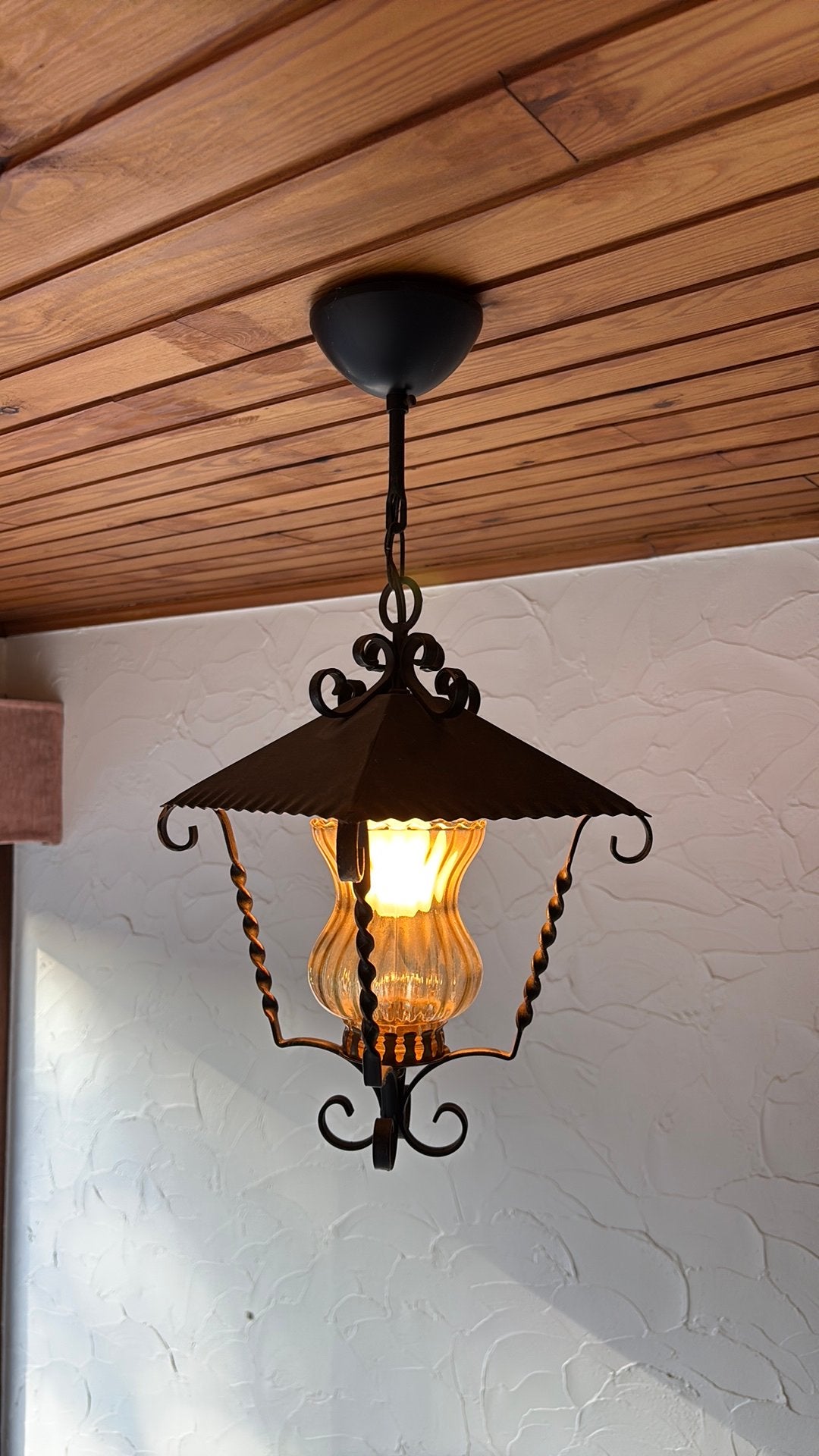 Vintage smeedijzeren lantaarn-hanglamp, Maison & Meubles, Enlèvement ou Envoi, Utilisé