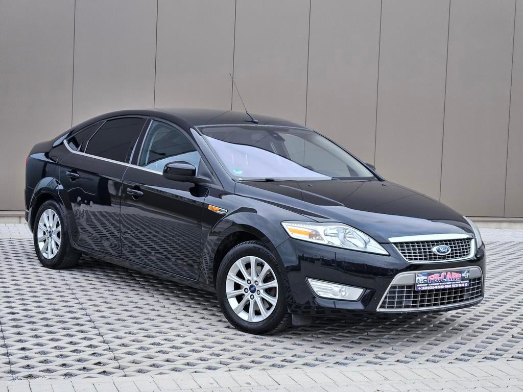 Ford mondeo 2010 2.0 115pk Alcantara/Navi/1ste eig, Auto's, Zwart, Mondeo, Zwart, Bedrijf