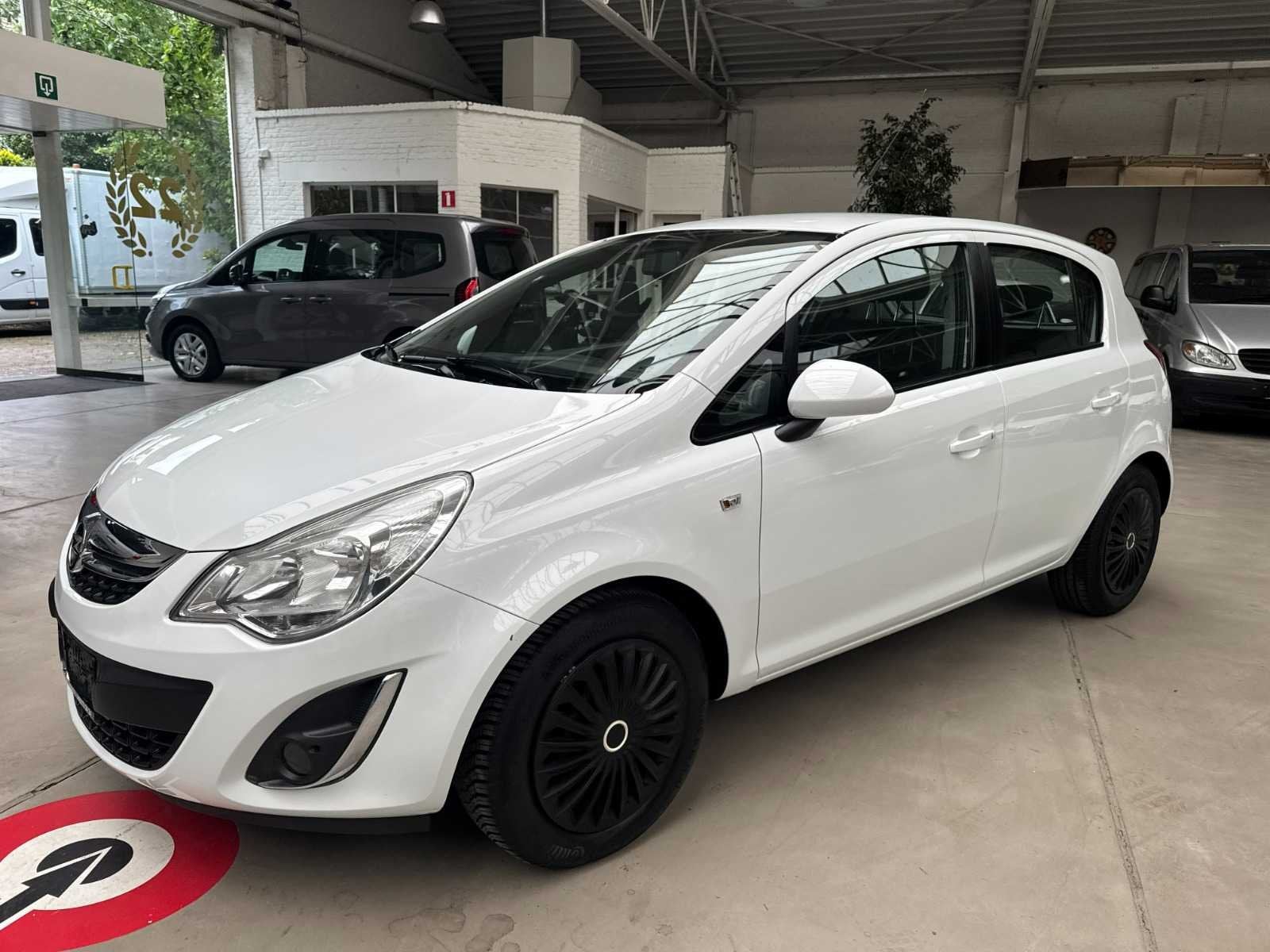 Opel Corsa 2013 - 63,297 km - 1er propriétaire, Euro 5, Achat, Entreprise, Boîte manuelle