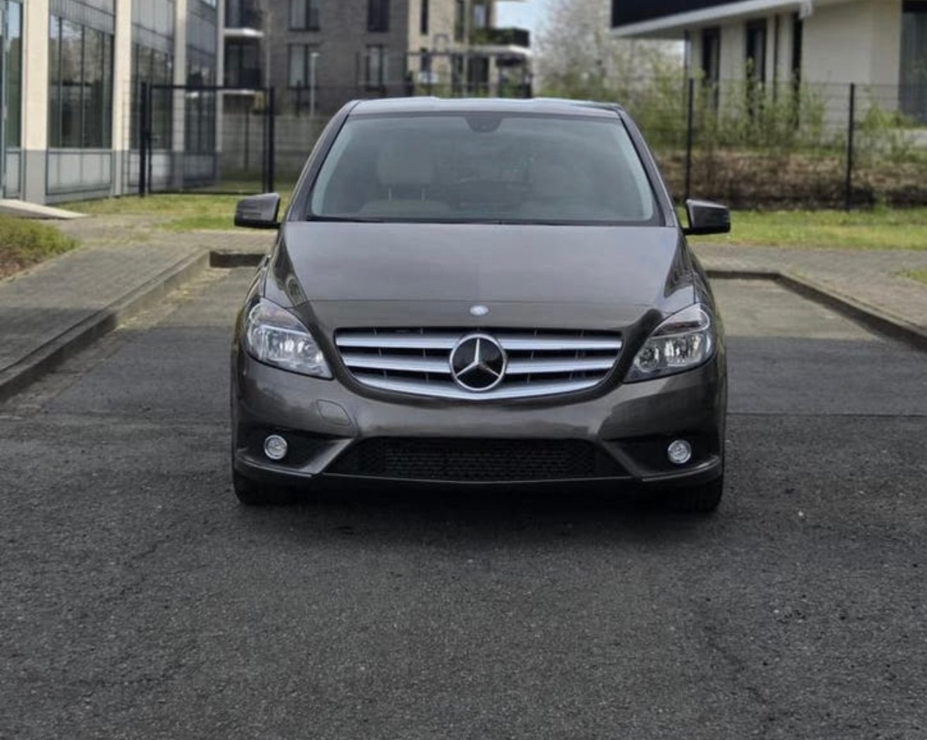 Mercedes B Klasse 1.6 Benzin, Auto's, Automaat, Euro 5, 4 cilinders, Leder