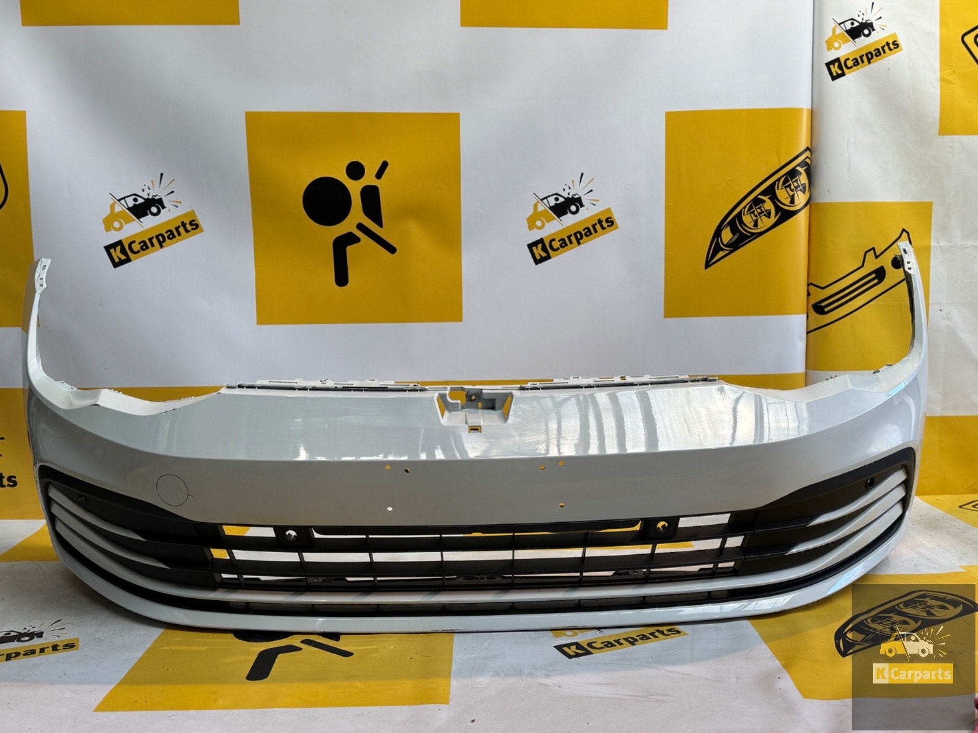 Volkswagen Golf 8 VIII Voorbumper LC9A Compleet 5H0807221H, Info@fabrikant.eu, Bumper, Fabrikant BV, Gebruikt